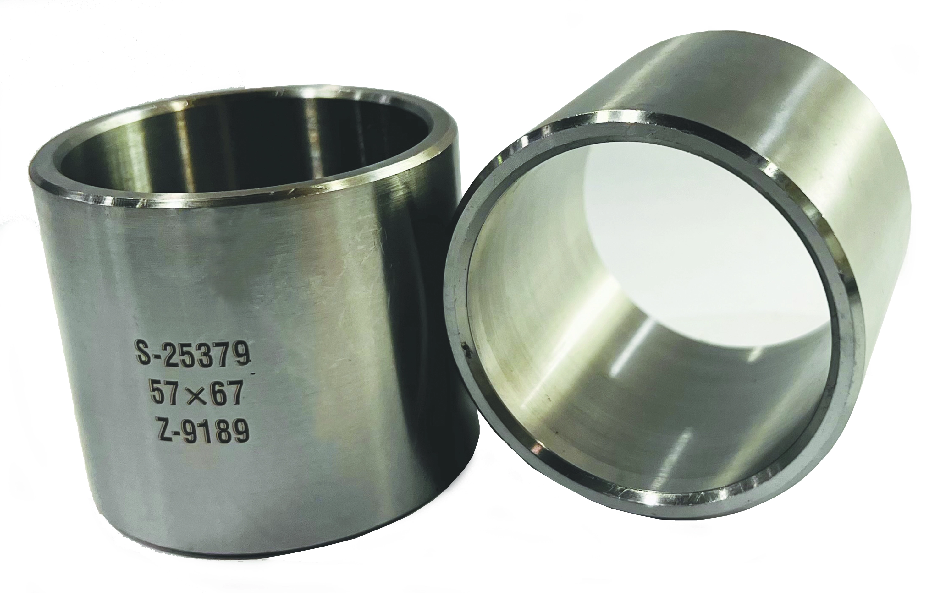 HYDRAULIC BUSH SONALIKA 4 CYL. (57*67)